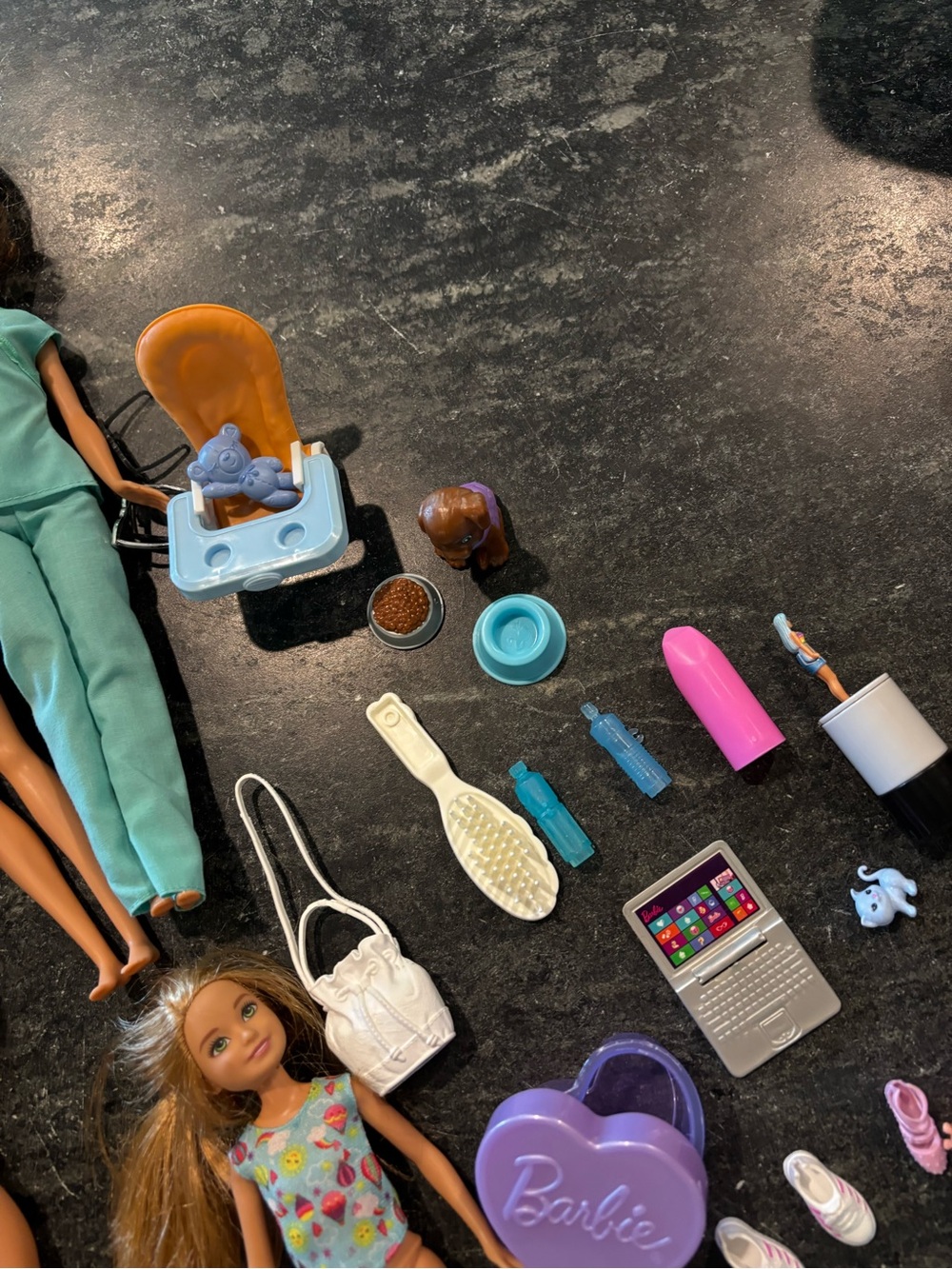 Barbie Doll Bundle Lot of 8 Dolls + Accessories, Baby, Chelsea, Ken & Furniture - Picture 6 of 8